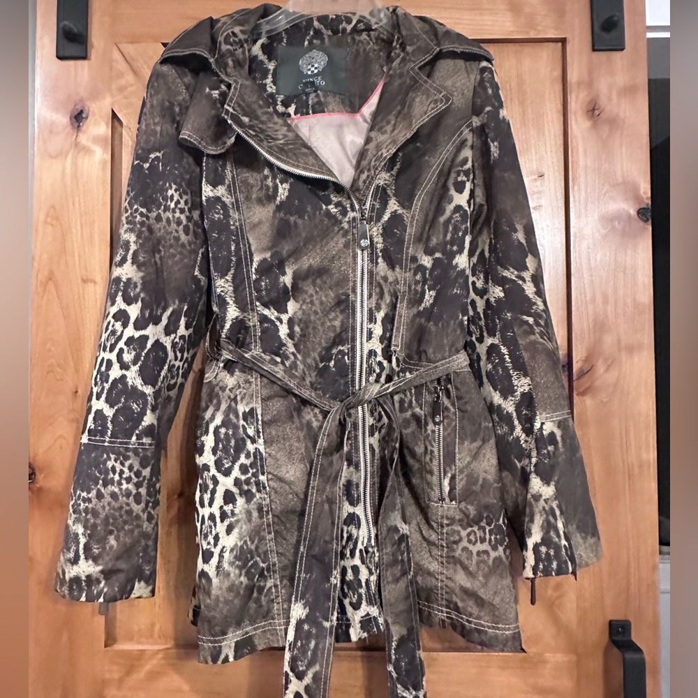 Vince Camuto Leopard Print Rain Coat/ Jacket- Large - Picture 2 of 6